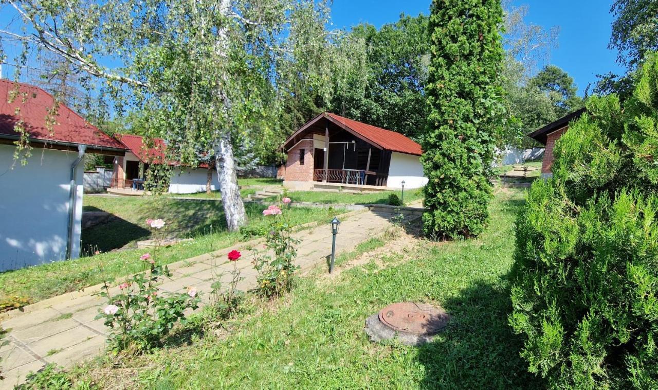 Hotel Комплекс Асеневци à Tsareva Livada Extérieur photo